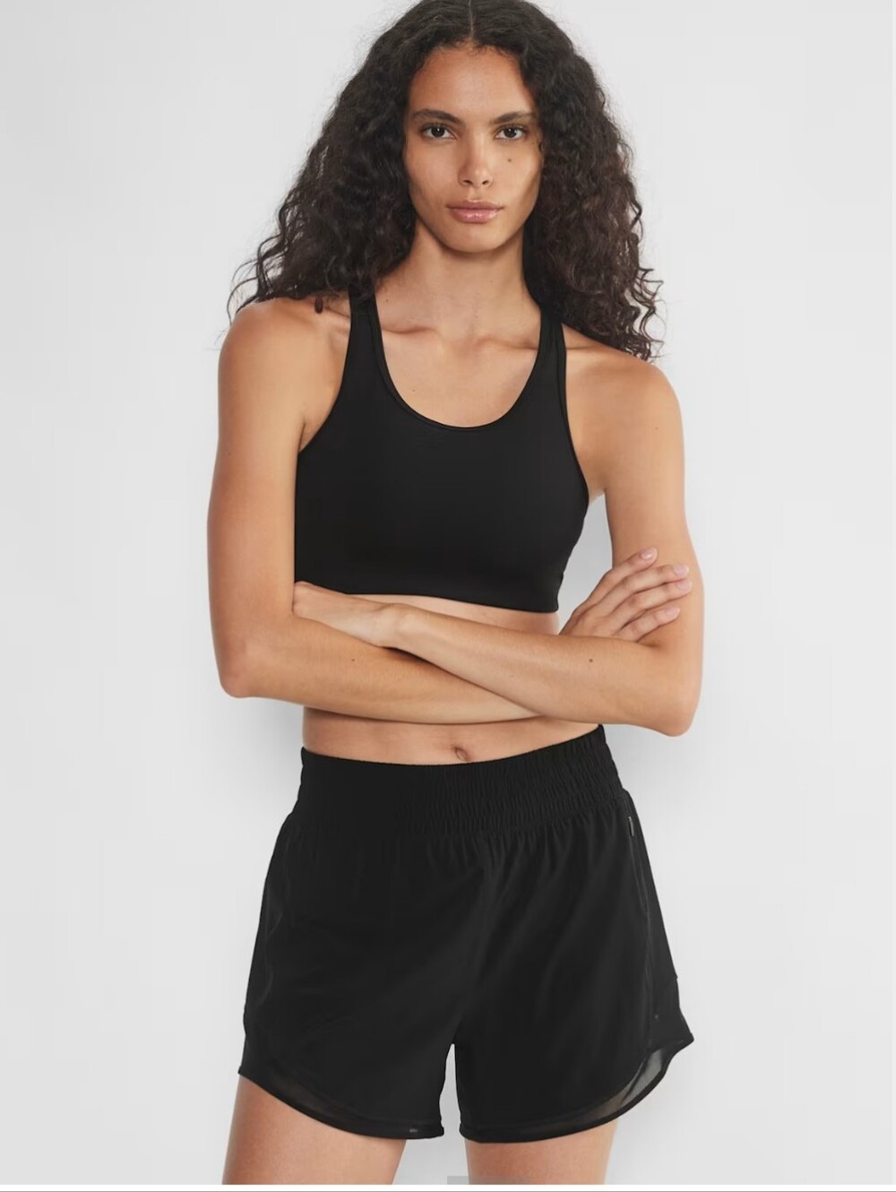 Aritzia running MoveTech™ Legacy Hi-Rise 4" Short
